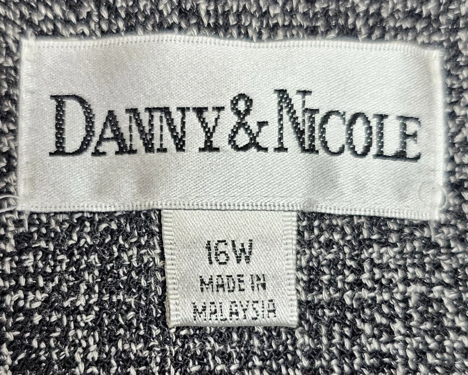 Blazer Danny and Nicole gris con ribete negro para mujer talla 16W Foto 3 de 4