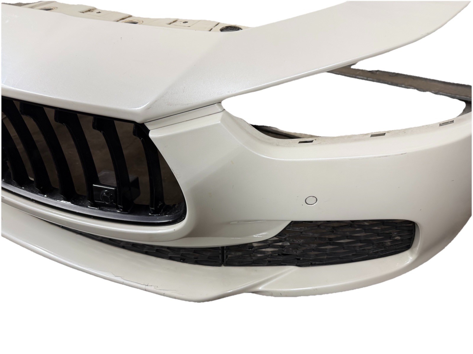  14-17 Maserati Ghibli Front Bumper Cover Complete W/Grills & Sensor White OEM