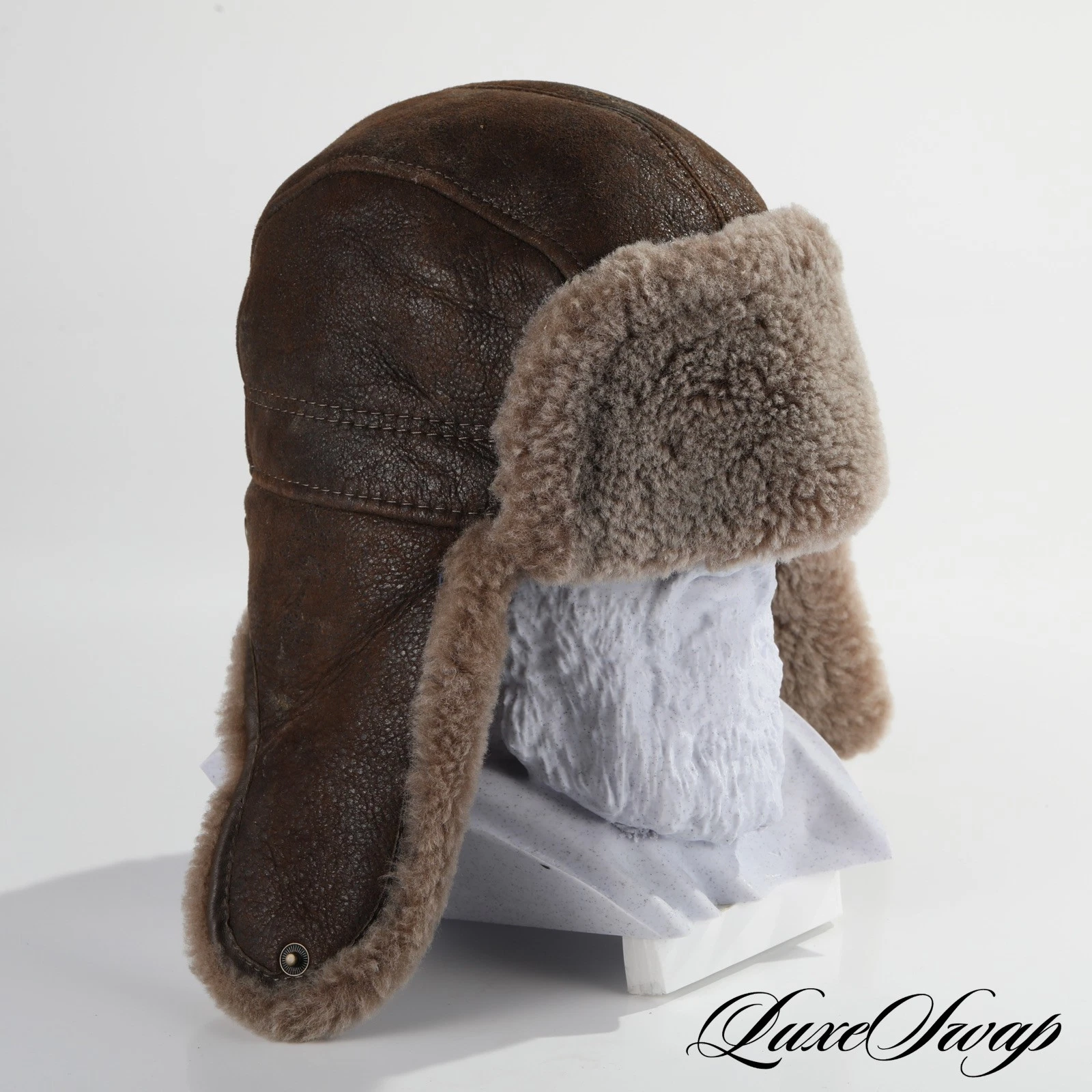 MENSWEAR Ricardo BH Brown Crackled Leather Sheepskin Shearling Flight Hat M
Opens in a new window