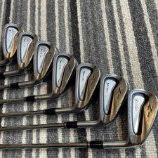 Srixon Z 565 Iron Set / 4 - PW / NS Pro Modus 3 Reg Flex : Reg Length Used Good