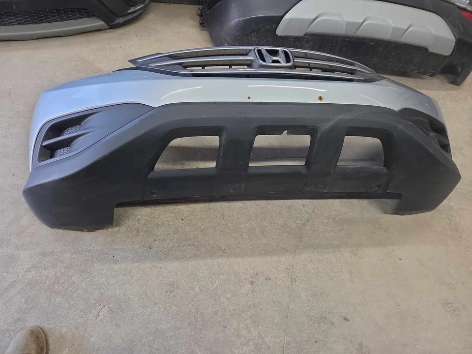 13 HONDA CRV Front Bumper Assy. (No shipping) Foto 4 de 4