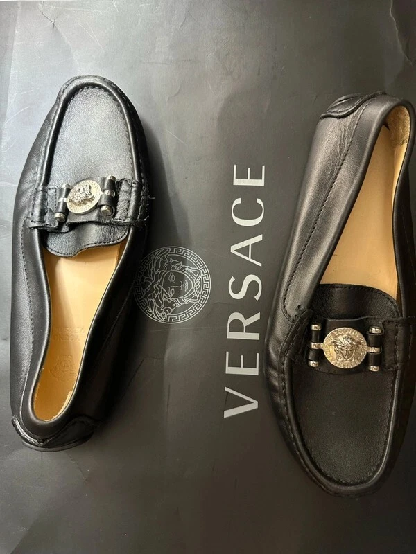 Mocasines versace originales.