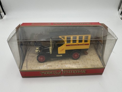 Die Cast " Renault Y15 Wesserling Bussang " (Matchbox)