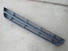 FORD FOCUS MK1 (01-04) FRONT BUMPER GRILL GRILLE INSERT TRIM 2M51A018A58ADW