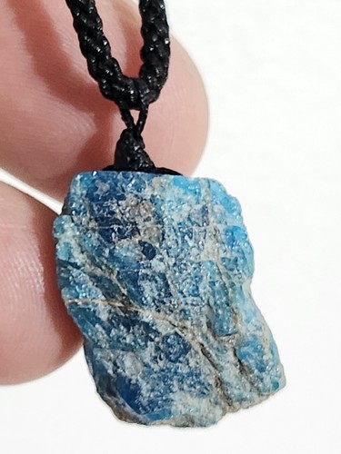 Apatite Crystal Blue Pendant Necklace Raw Stone Dream Gemstone Jewellery & Box - Picture 21 of 21