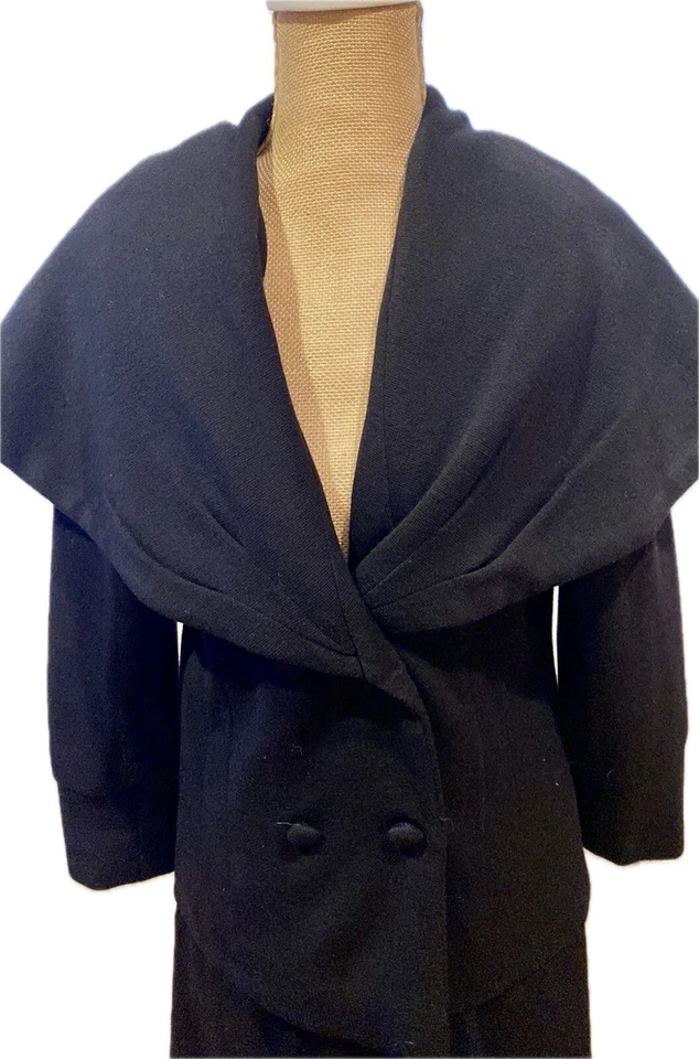 LULU BRAVO FABULOUS 2PC. 100% WOOL BLACK PANT SUITE, UNIQUE BLAZER STYLE, L/M - Image 4 of 4