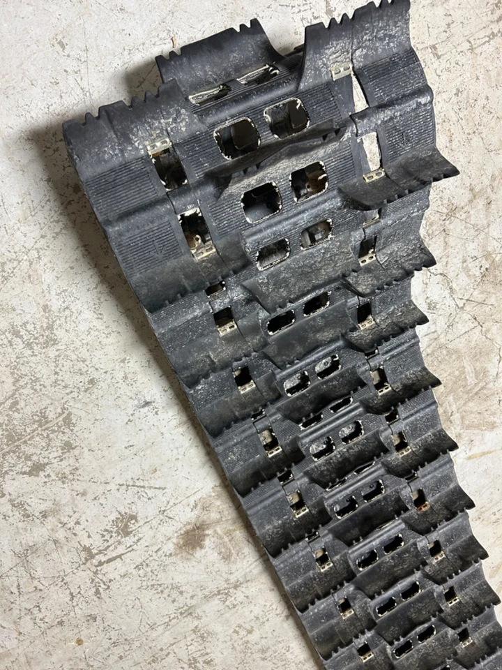 Ski doo Summit XP 800R 154"x16"x2.25" Camoplast Track 504152800 2008-2009 Foto 3 de 4