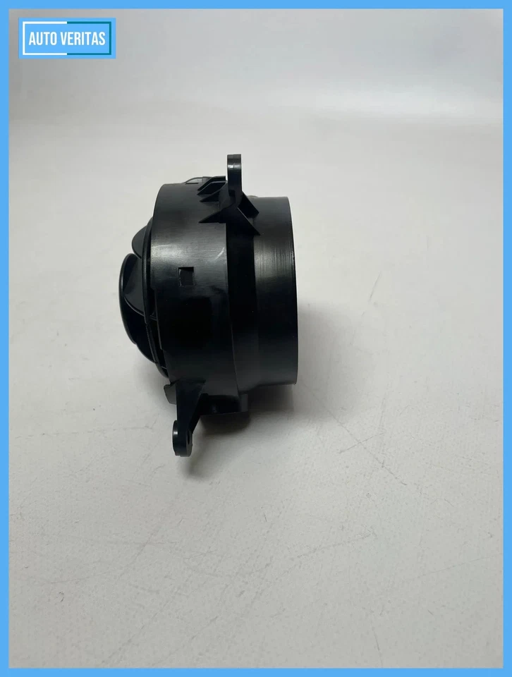 Original Ford Fusion (JU) Air Nozzle 4661-004 - Image 4 of 4