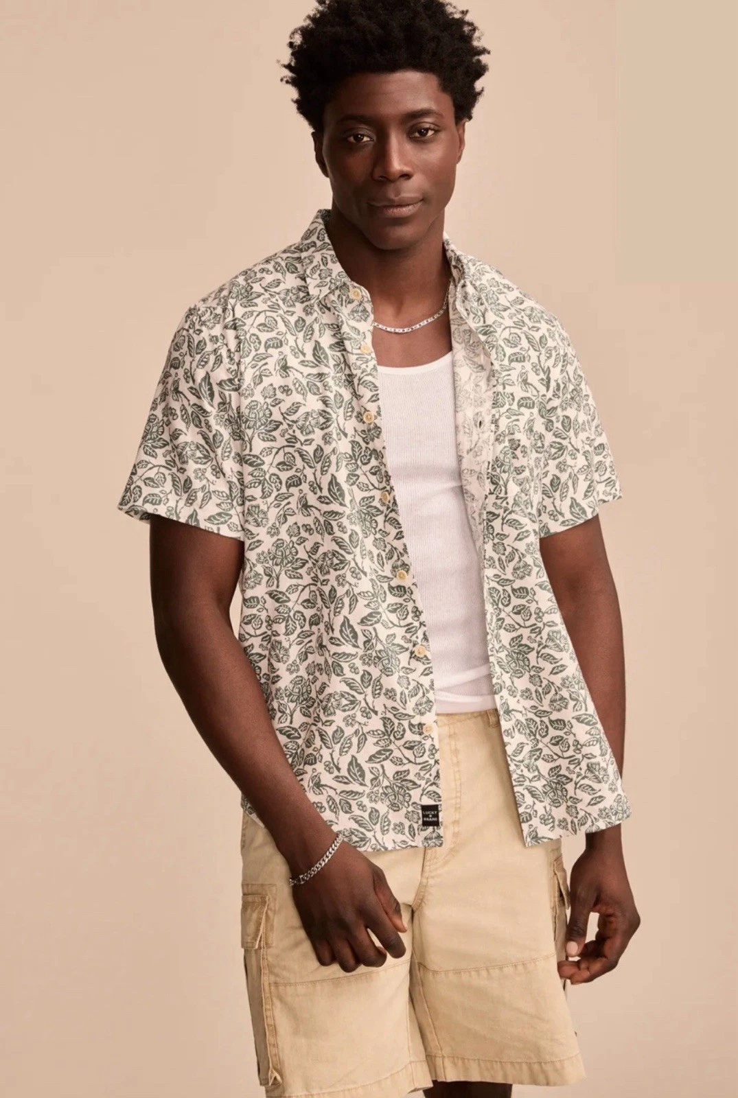 NEW Lucky Brand Mens XL Linen Rayon BlendTropical Leaf Button Shirt Front Pocket
Opens in a new wind