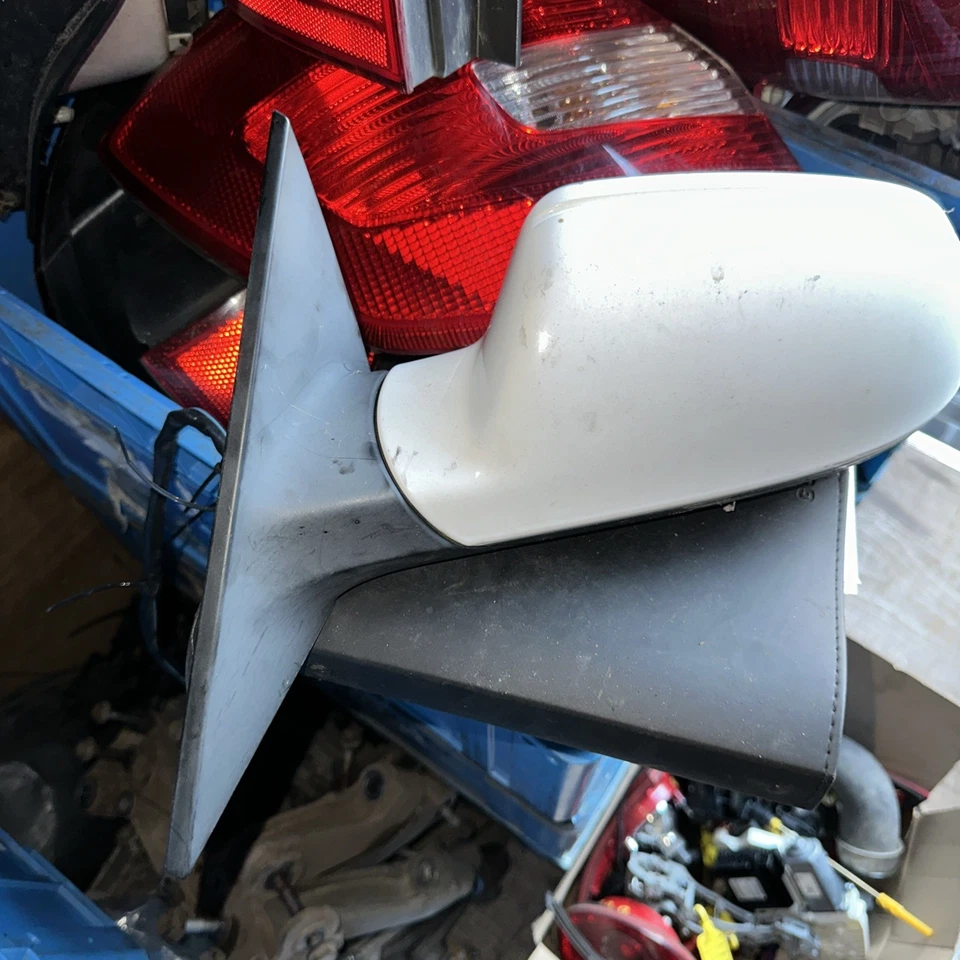 Audi A3 CABRIO LEFT MIRROR 2011 8P White Tested Has Marks - Image 3 of 4