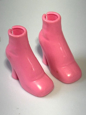 2004 Winx Club Doll Flora Pink Short Boots Shoes