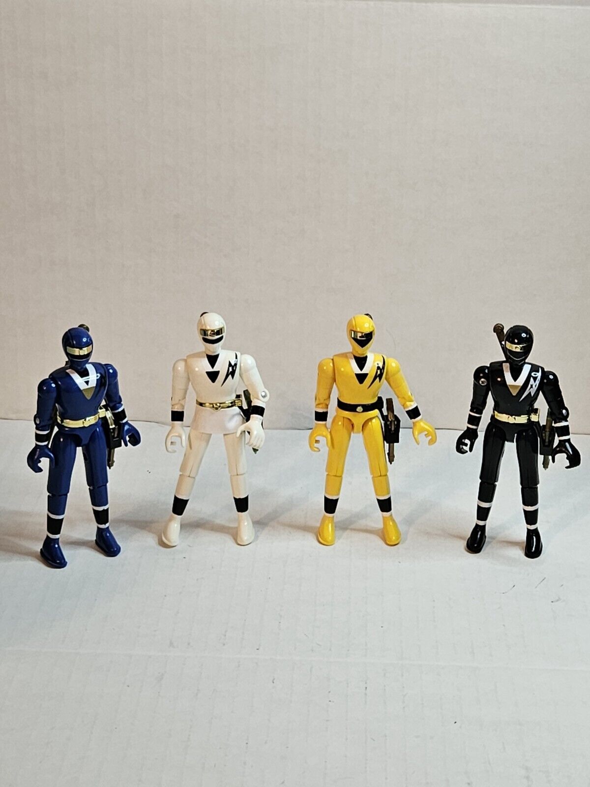 MMPR Alien Rangers Black, Yellow, White, Blue RARE!! All Complete Bandai 1995