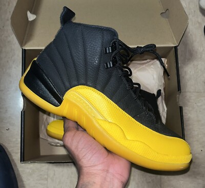Air Jordan 12 Retro University Gold - Size 9.5M