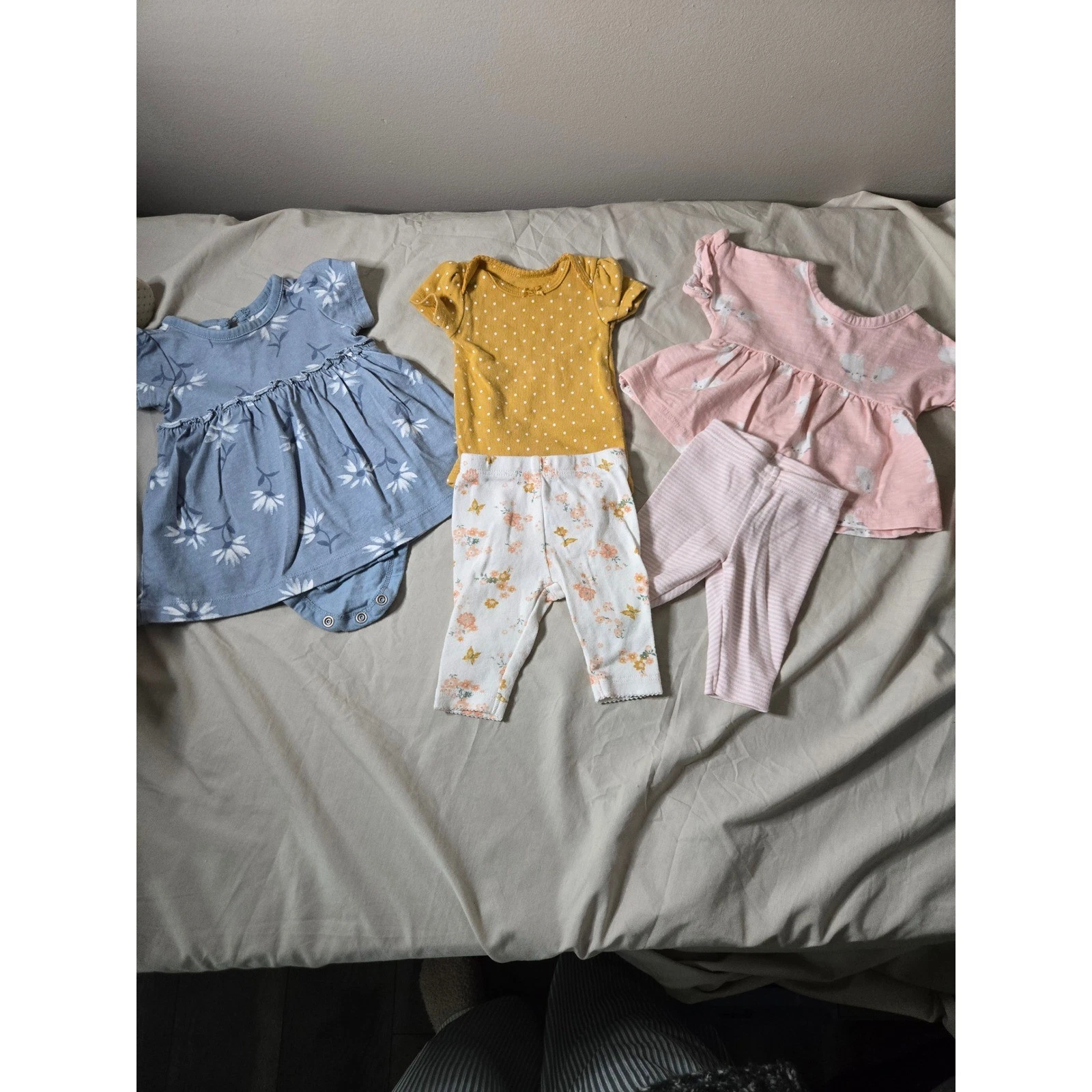 Carters Baby Girl Newborn Outfit Lot Floral Polka Dot Bunny 3 Sets