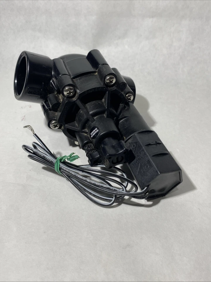 Rain Bird 1 pulgada Válvula rociadora en línea Foto 2 de 4