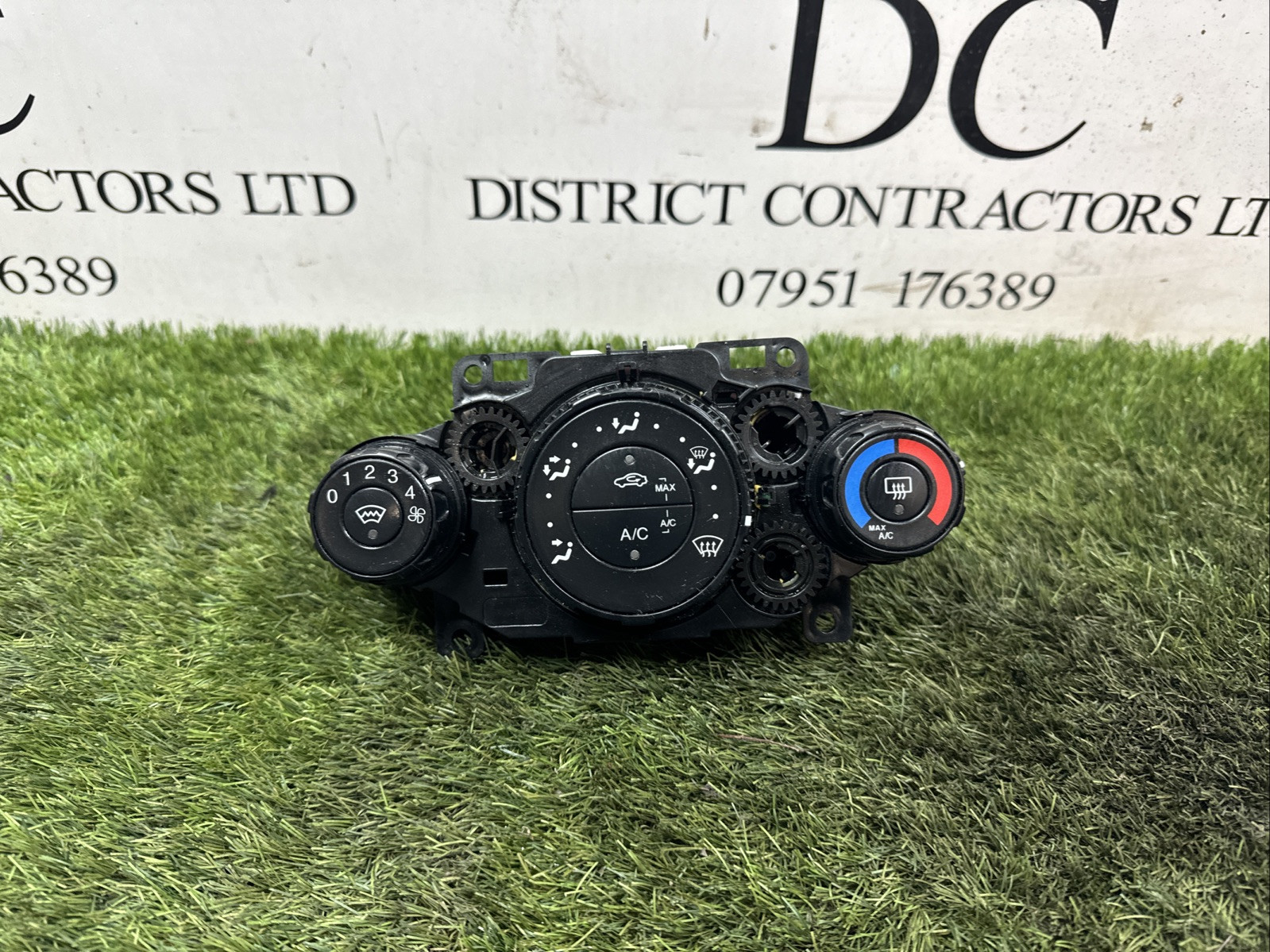 FORD FIESTA MK7 08-12 HEATER CLIMATE CONTROL PANEL 8A61-19980-BE