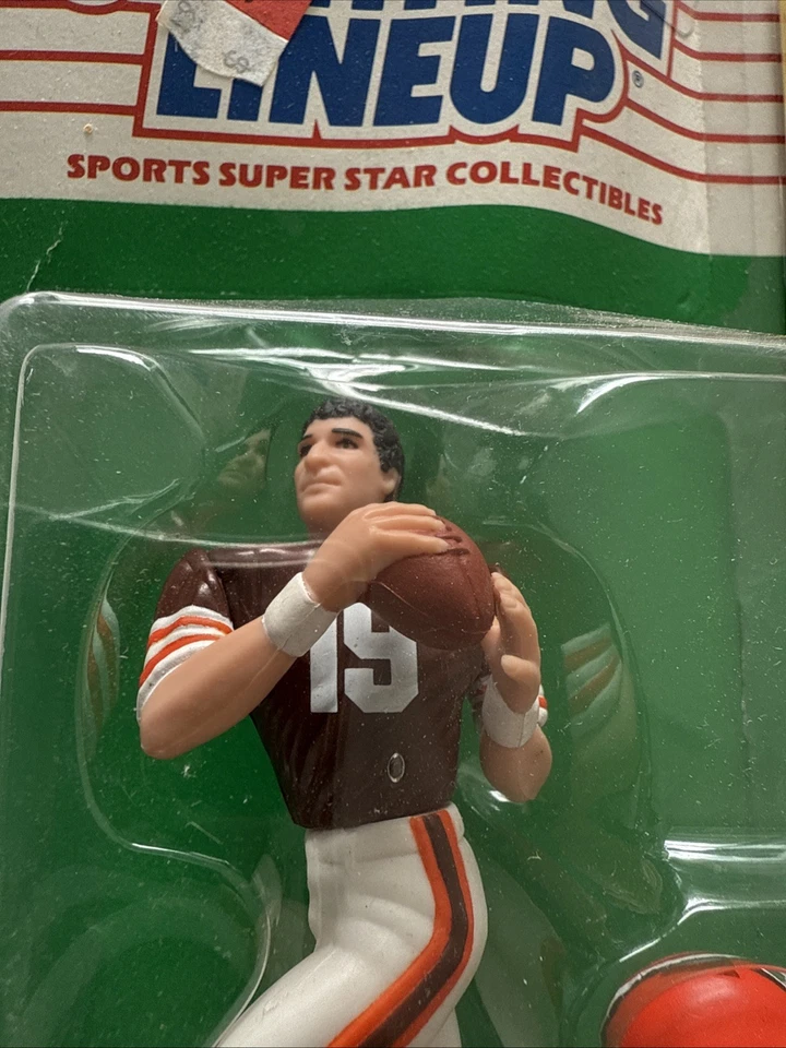 Vintage 1990 Starting Lineup CLEVELAND BROWNS Bernie Kosar NEW. - Image 2 of 4