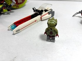 LEGO Galaxy Squad:  Hive Crawler 70708 (2013) + Space Swarmer 70700