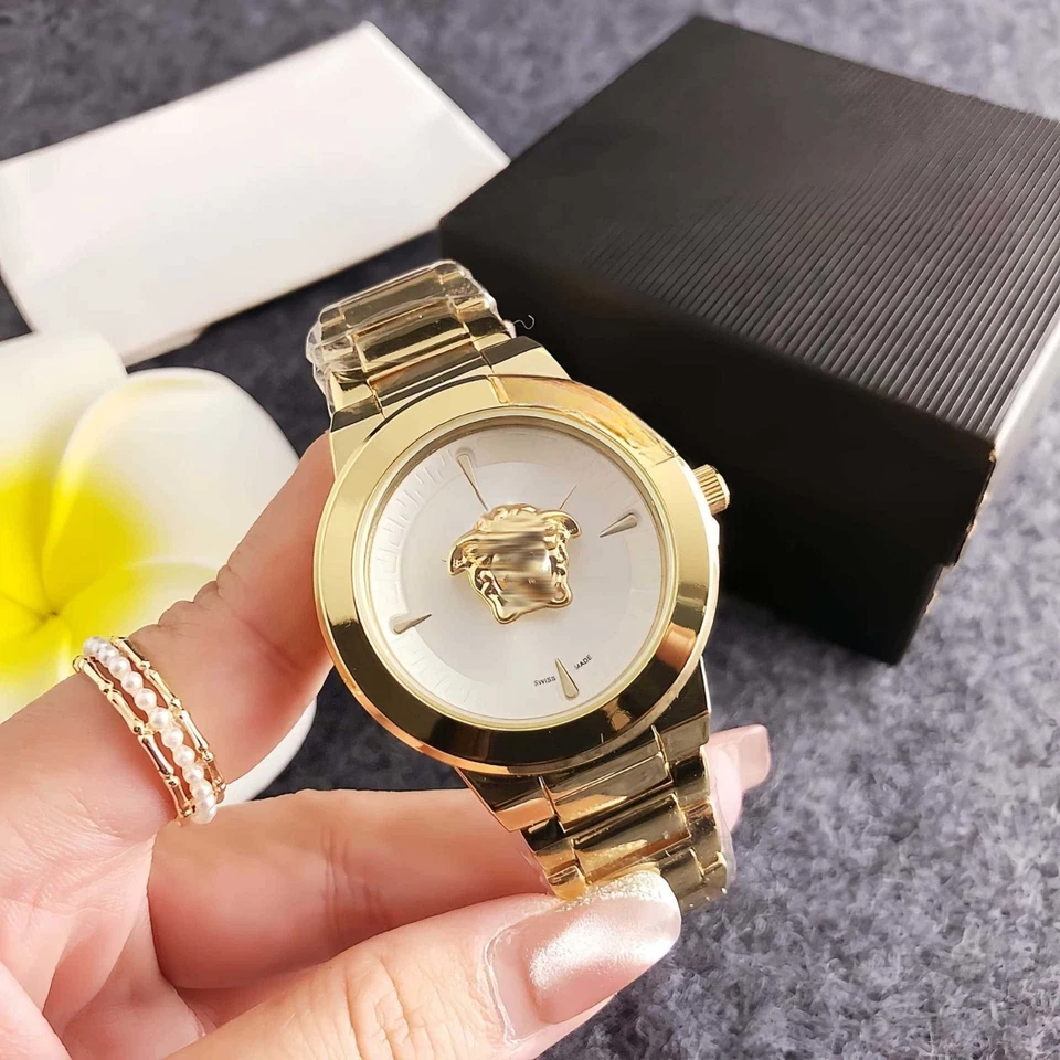 Reloj de pulsera de cuarzo de lujo para mujer VERSACE 38mm con caja Foto 4 de 4