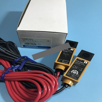 ONE Omron Correlation Photoelectric Sensors E3S-5E41 SPOT STOCK