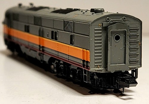 Life-Like N Scale MILWAUKEE ROAD E-7A Loco 17A #7037 BRAND NEW IN BOX-SCARCE - Picture 13 of 21
