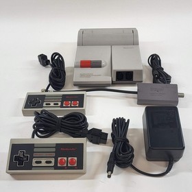 Consola de videojuegos Nintendo NES Control Deck NES-101 gris
