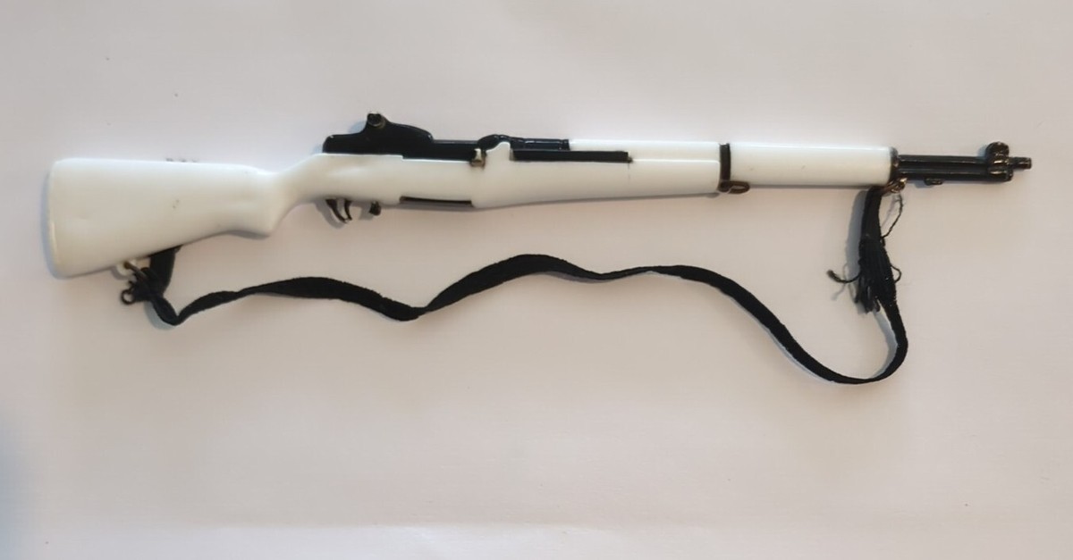 Vtg 60's Hasbro GI Joe White M1 Garand Rifle - Complete W/ Orig