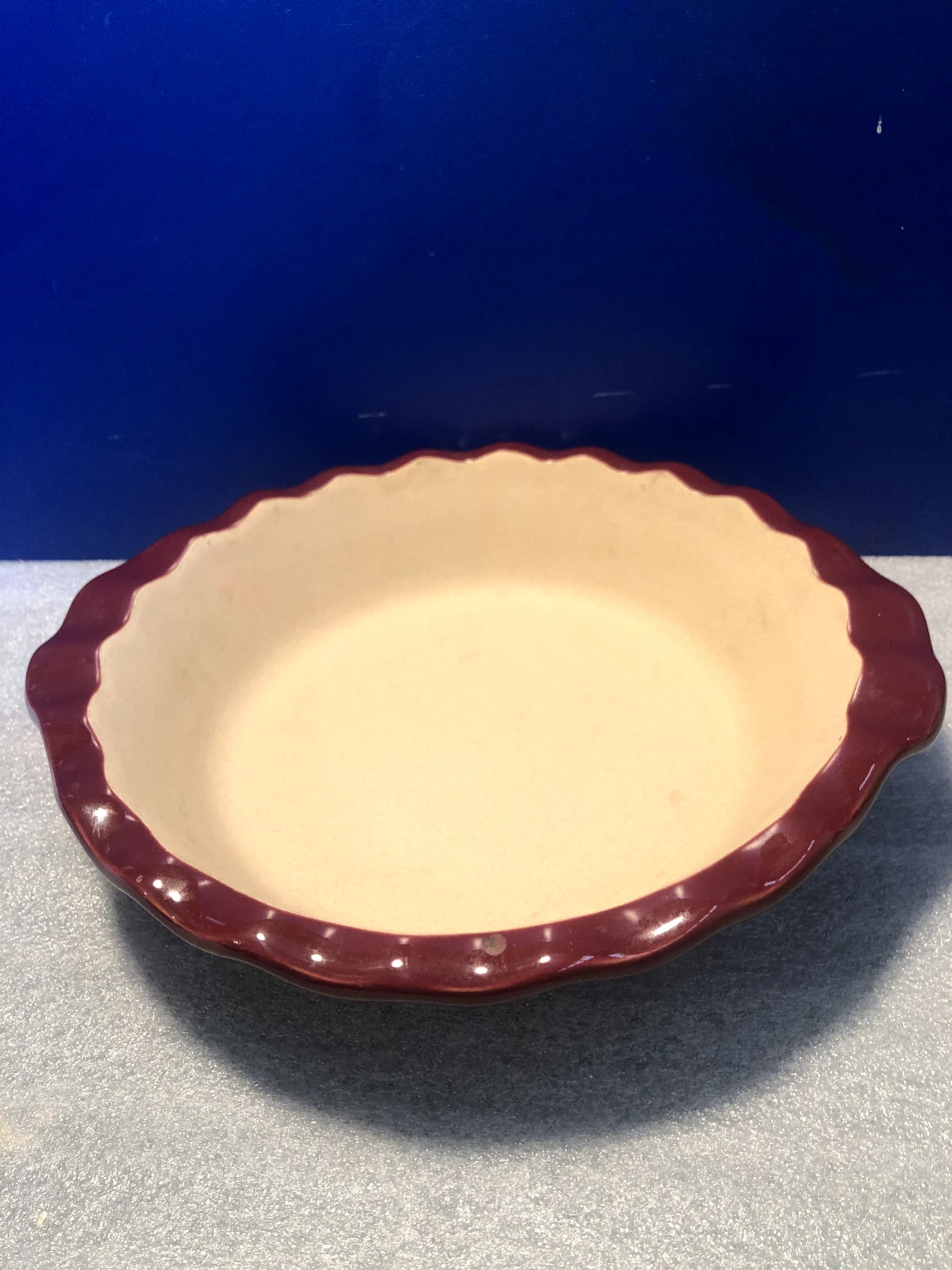 Pampered Chef Family Heritage Stoneware Deep Dish Cranberry Glaze Pie Plate