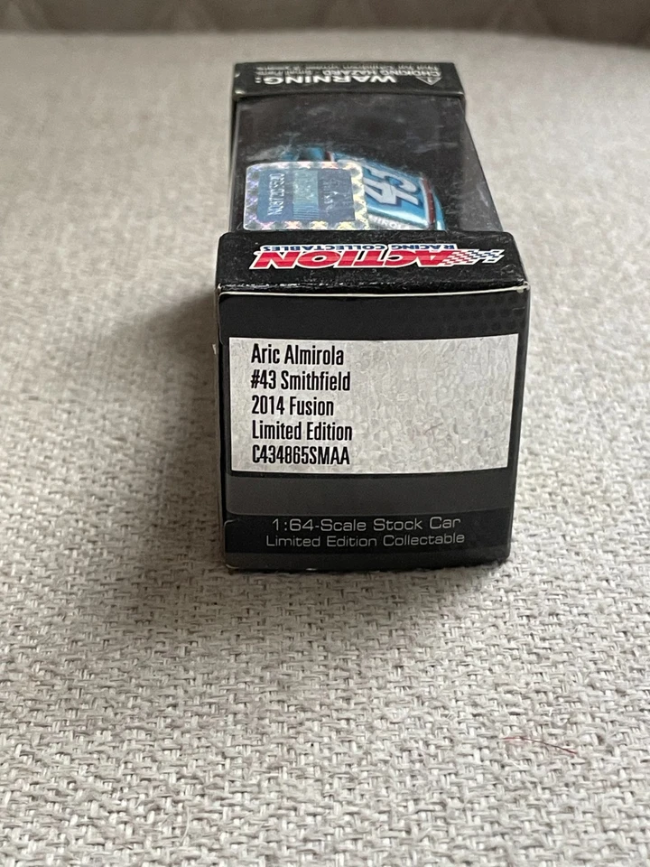 ACTION COLLECTIBLES ARIC ALMIROLA 2014 FUSION SMITHFIELD #43 DIECAST 1:64 CAR - Image 3 of 3