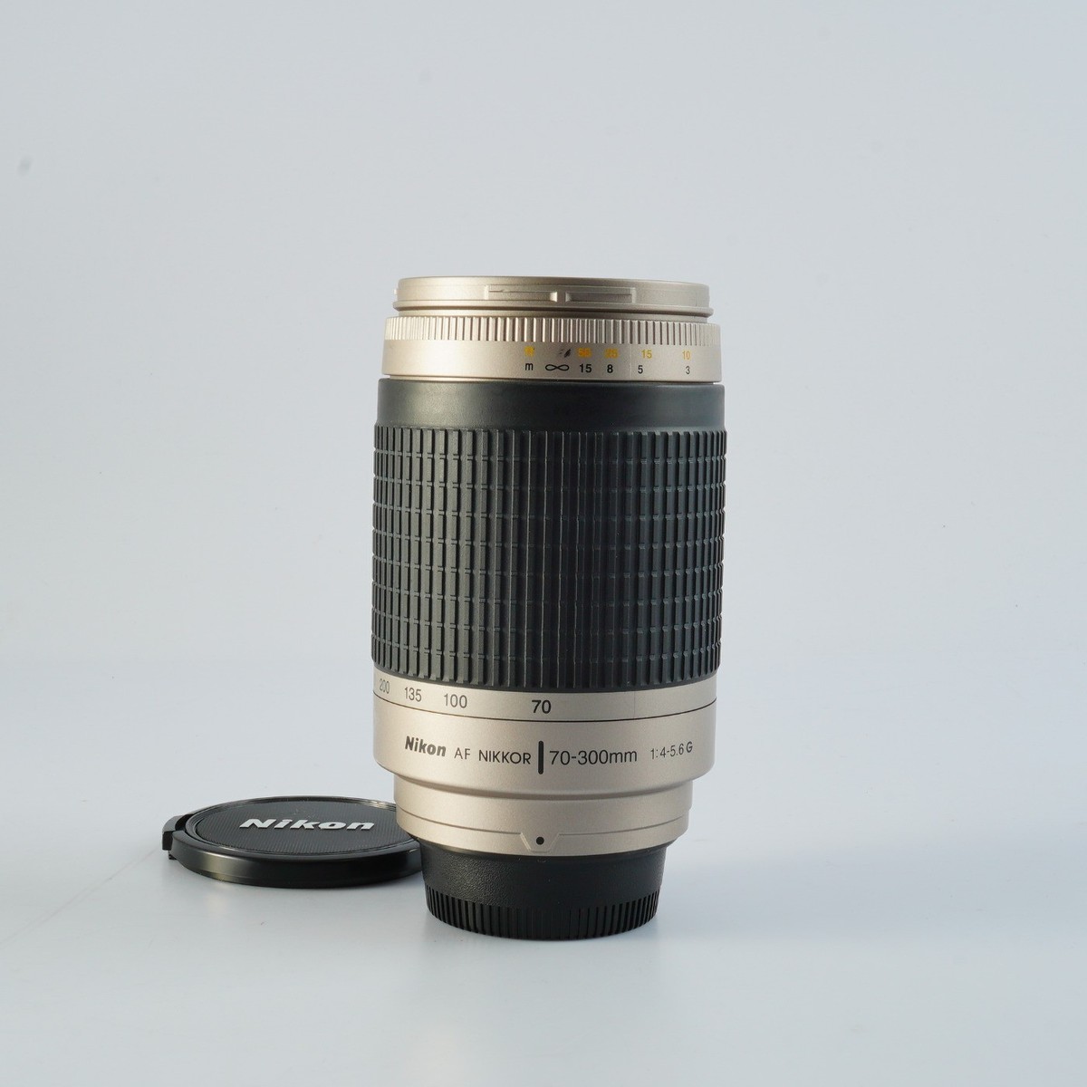 GOOD Nikon AF NIKKOR 70-300mm F/4-5.6 G Silver Zoom Lens | eBay
