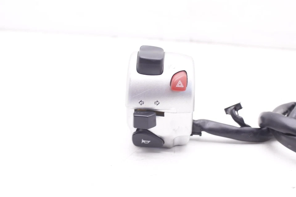 09 Suzuki Boulevard C50t Oem Left Handle Horn Signals Switch Switches R7.BX35 - Imagem 3 de 4