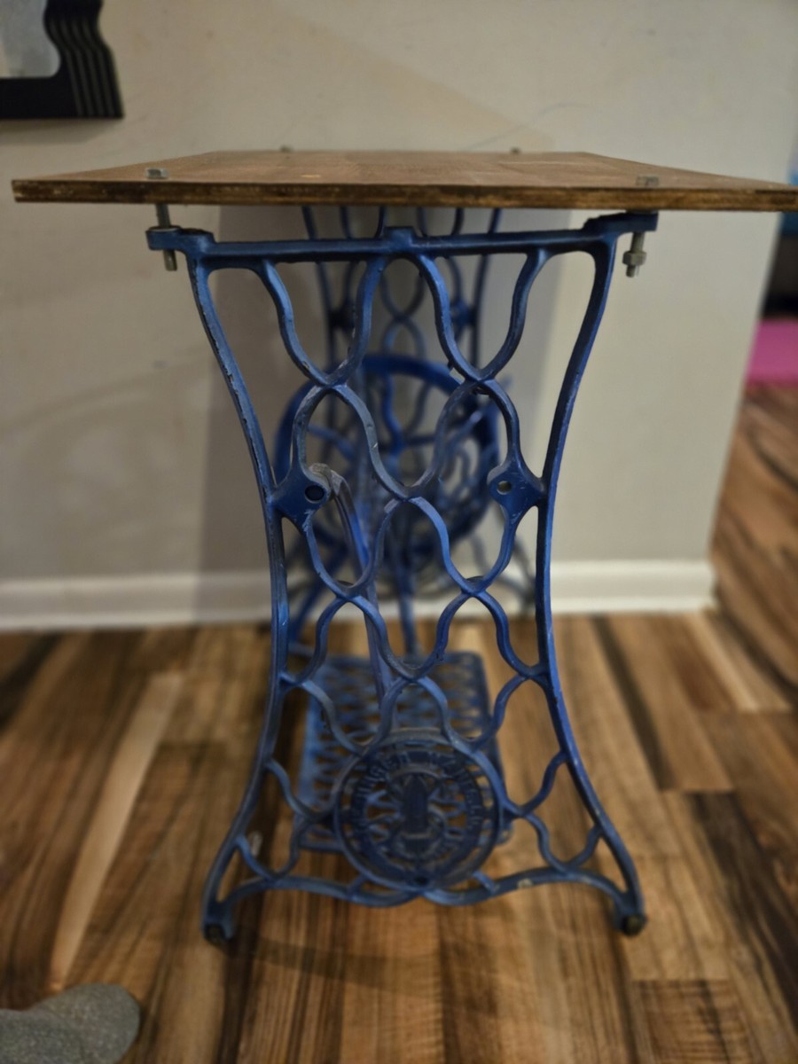 Vintage Cast Iron Treadle Singer Sewing Machine Table | eBay