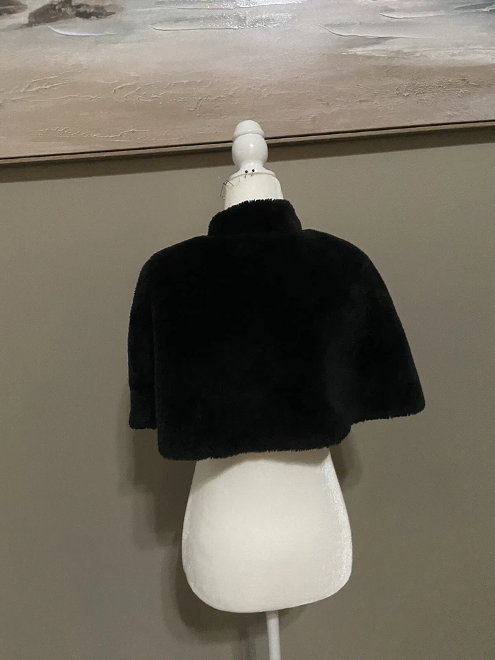 Amy Byer Shaw/ Cover Up  - Image 4 of 4