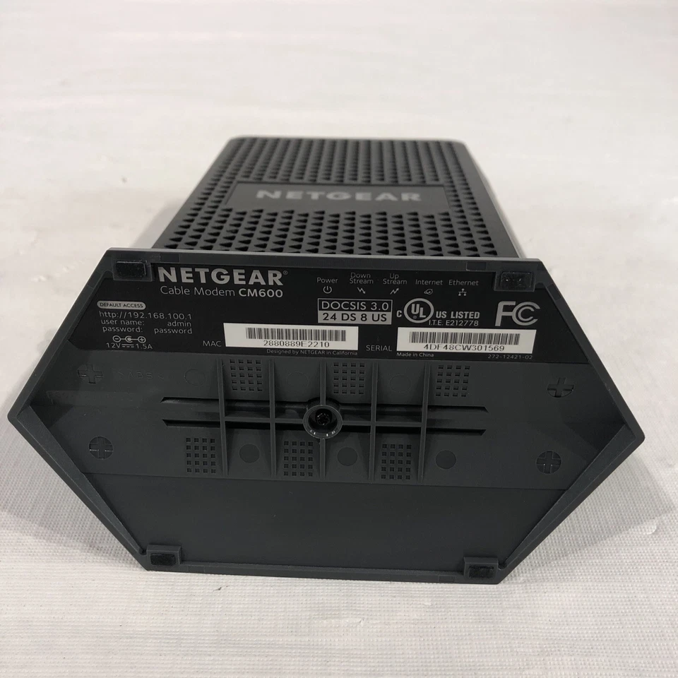 NETGEAR Cable Modem CM600 / Compatible with All Cable Providers - Image 3 of 3