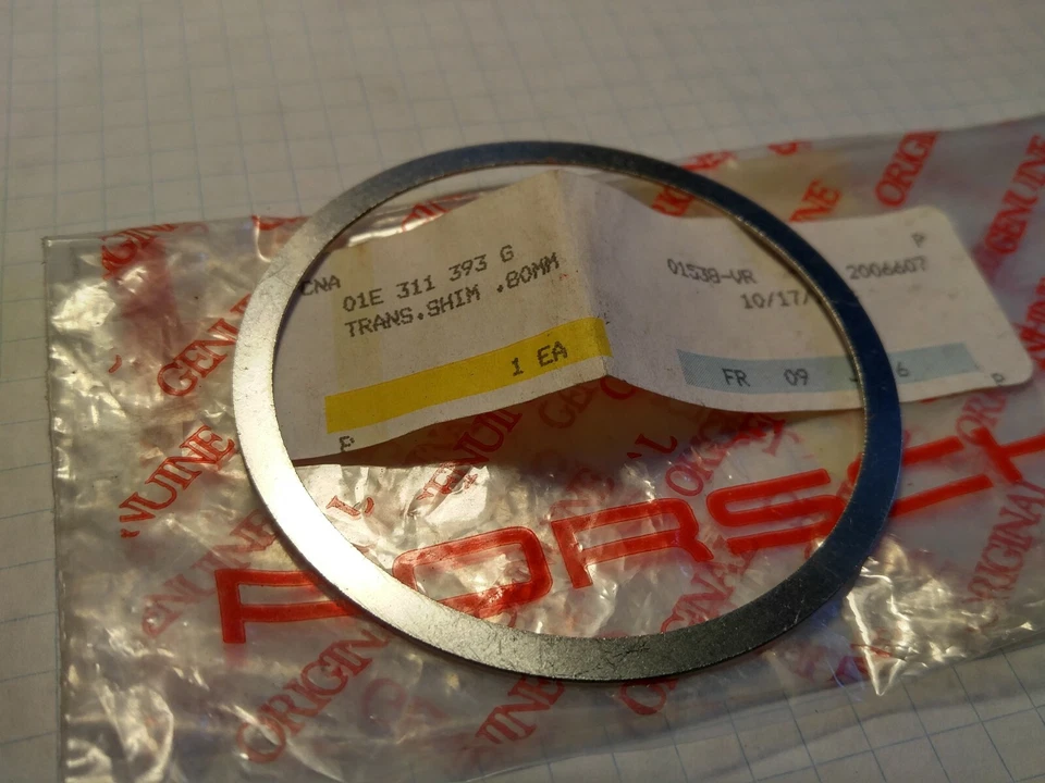 NUEVO ORIGINAL GENUINO EJE DE TRANSMISIÓN PORSCHE 968 0,8 mm ANILLO DE CUÑA ESPACIADORA Foto 2 de 2