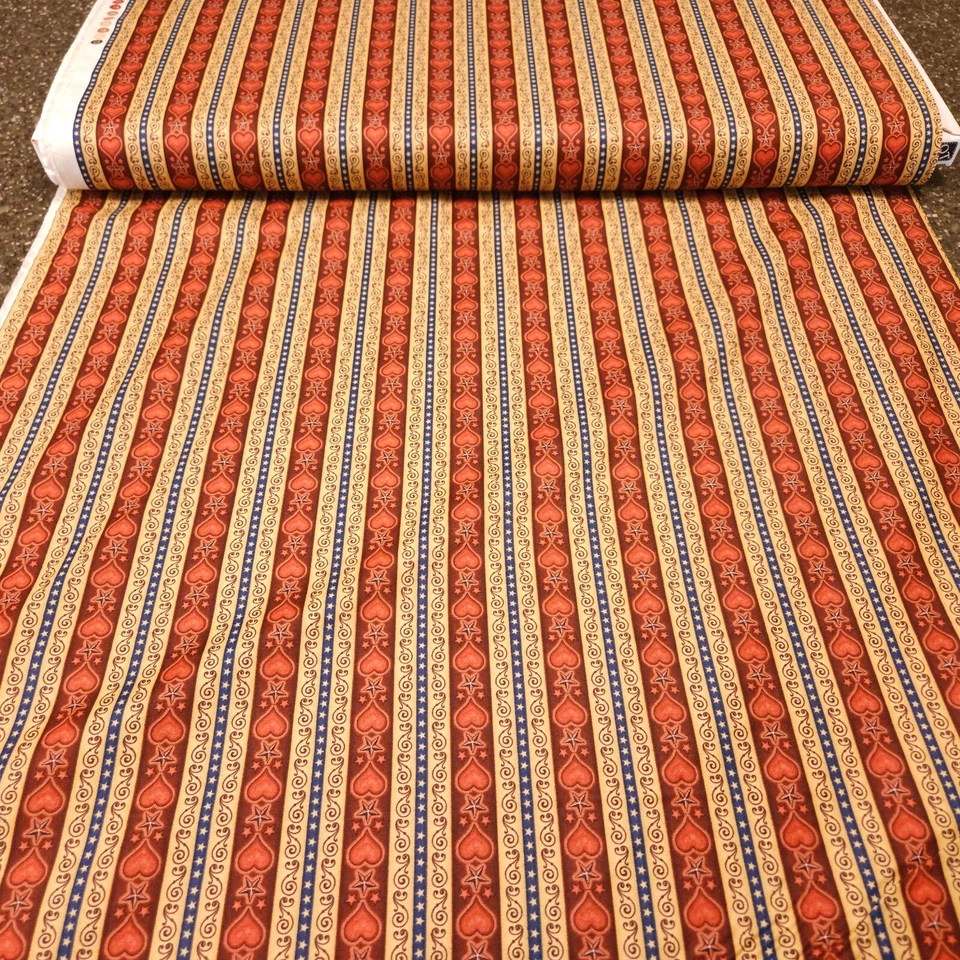 For Love of Country por Dan Morris Acolchado Tesoros Azul Tostado Rojo Corazón Rayas Foto 3 de 3