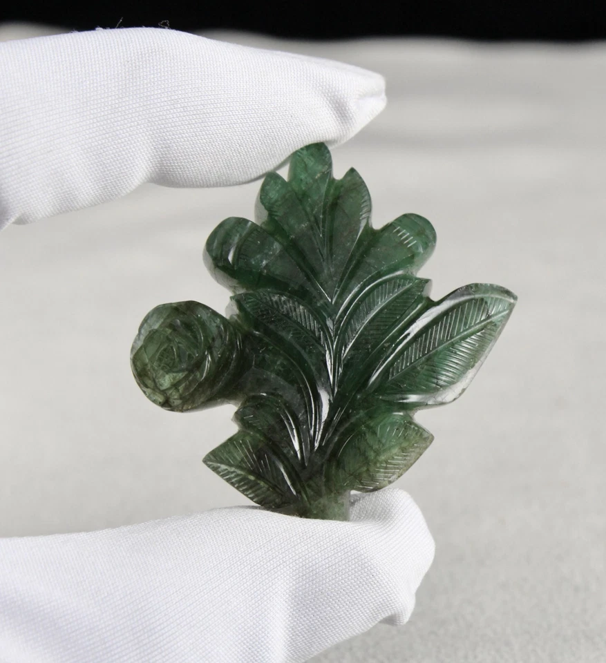 Certified Natural 103.40 Ct Zambia Emerald Carved Leaf Big Gemstone For Pendant - Image 3 of 4