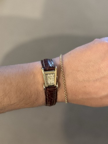 Vintage LeCoultre Aristocrat “Grasshopper” Watch Manual Wind 10k Gold Plated - Picture 9 of 9