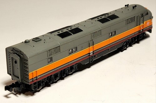 Life-Like N Scale MILWAUKEE ROAD E-7A Loco 17A #7037 BRAND NEW IN BOX-SCARCE - Picture 14 of 21