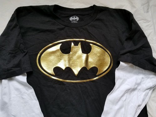 DC Comics Batman Gold Emblem Unique Shirt Youth XL New With Tags - Picture 2 of 6