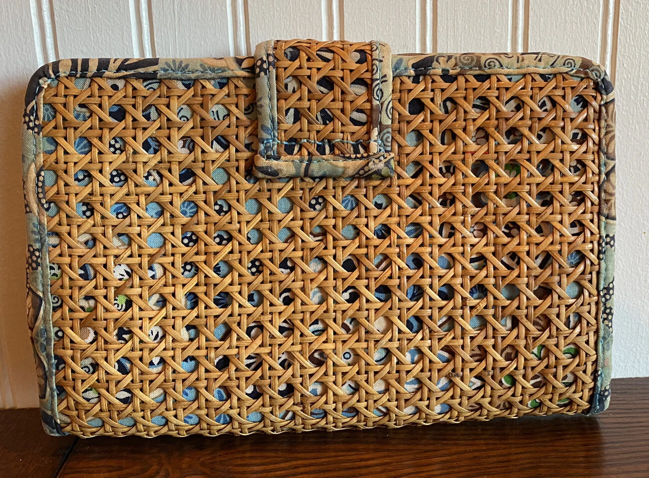 Lotto TOTE & CLUTCH Vera Bradley Bali blu paisley floreale vimini tiki legno rattan