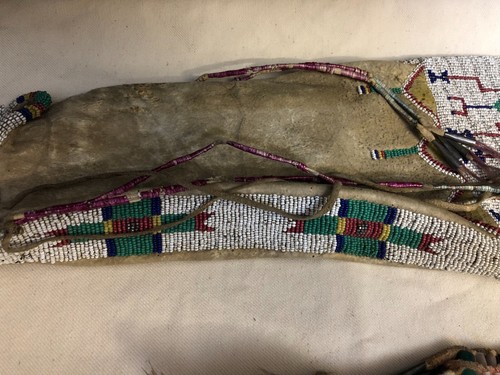 Antique Native American Beaded Sioux Pipebag - 第 6/8 張圖片