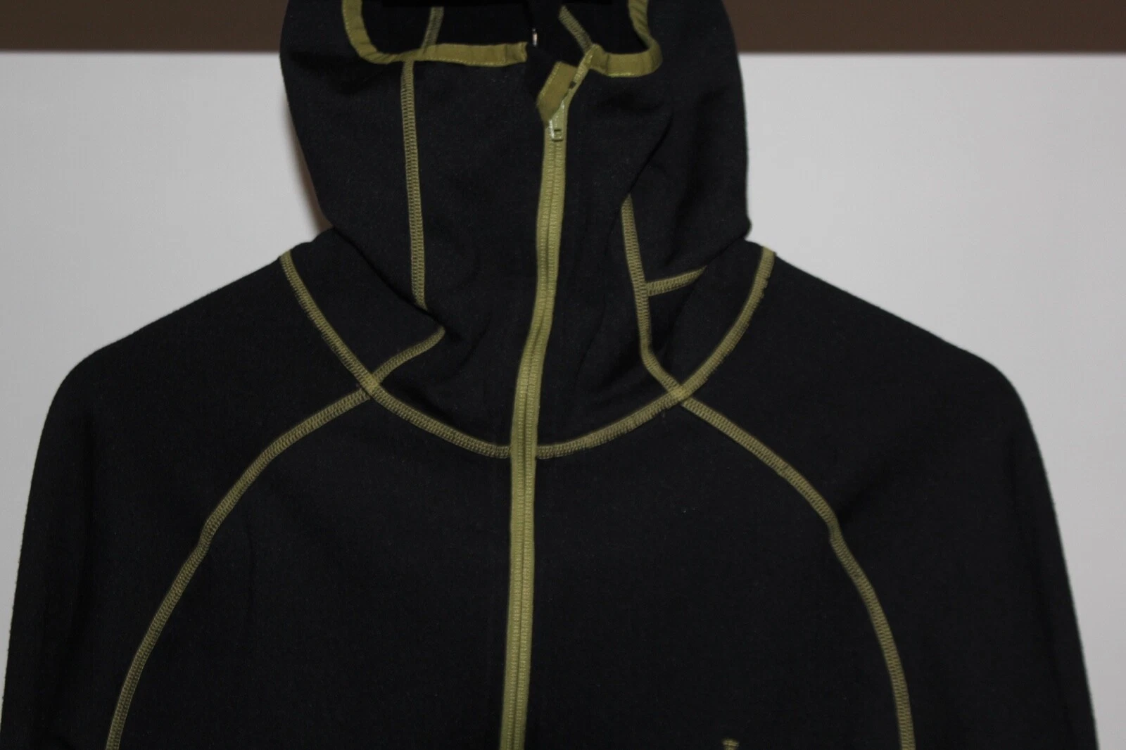 VETEMENTS Felpa con cappuccio KRYPTEK uomo taglia XS foderata in pile nera verde bordo 1 4 zip