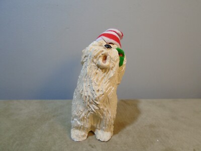 HAND CARVED PLASTER BIG WHITE HOWLING HOLIDAY DOG 3.5  FIGURE UNBRANDED (CB1773)