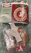 Vintage 1973 LeeWards SANTA WREATH Boutique Sequin Bead Christmas Ornament Kit