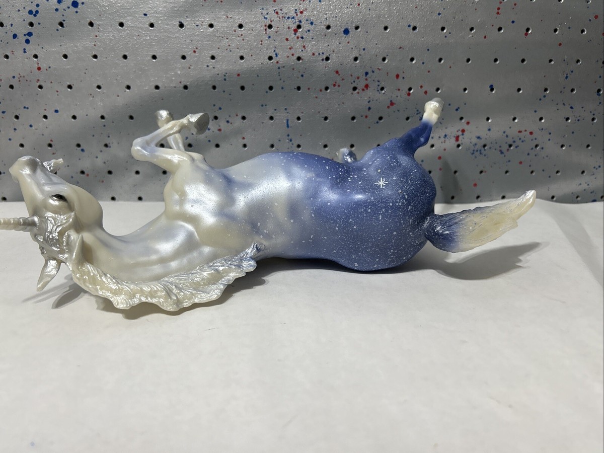 Breyer Running Stallion Unicorn Stardust Silver Shading Star 2000