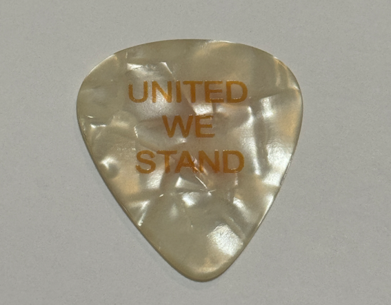 AERSOMITH JOE PERRY GUITAR PICK UNITED WE STAND 2001 - 2002