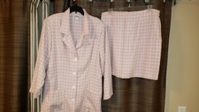 Pink And White Women's Skirt Set. VINTAGE STYLE SET SIZE 20. Great Condition