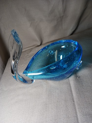 Hand Blown Art Glass Whale Bowl Trinket Dish - Picture 7 of 9