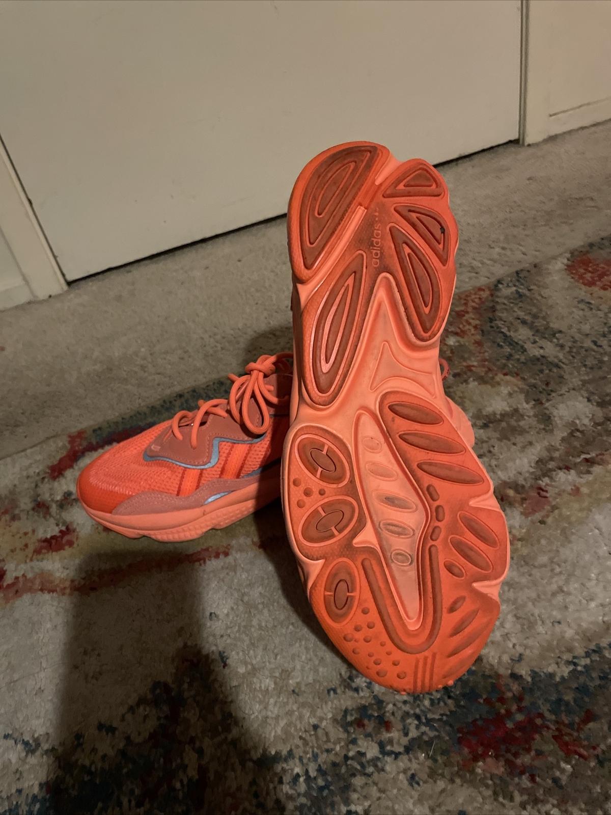 ozweego bold orange